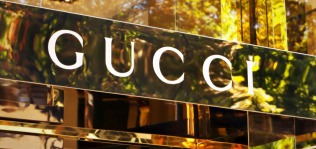 Gucci contraataca en los juzgados: demanda a Forever21 por el uso de ‘sus rayas’