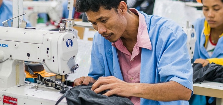 China, a por el textil en Camboya: asociación empresarial para desarrollar la industria