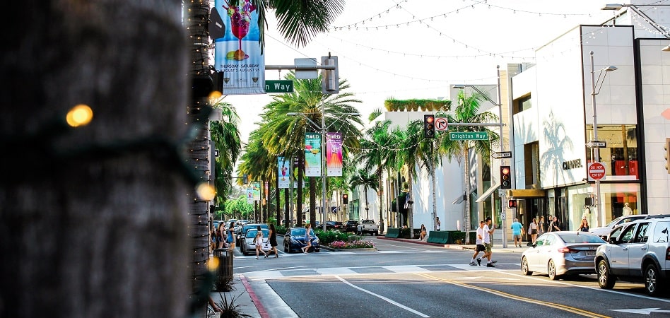 Beverly Hills, en Estados Unidos. El retail en Estados Unidos crece otro 5,4% en septiembre pero la moda sigue en descenso