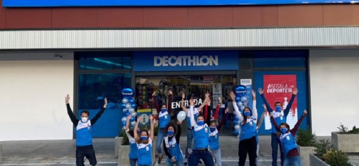 Decathlon sigue acelerando en España: abre nueva tienda en Sevilla