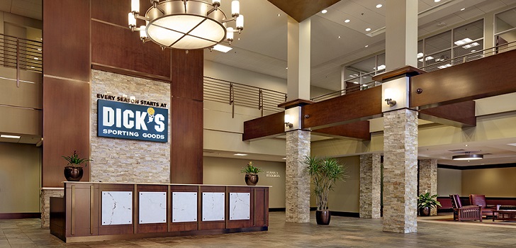 Dick&rsquo;s reduce su facturaci&oacute;n un 7,5% y encoge su beneficio un 28% en el primer trimestre