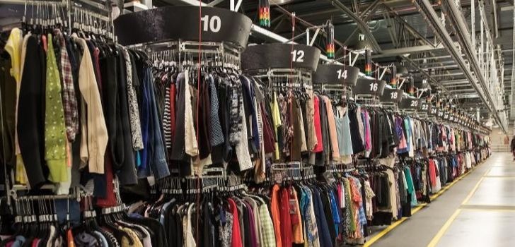 Almacén de ThredUp ThredUp compra su rival búlgaro Remix por 28,5 millones de dólares