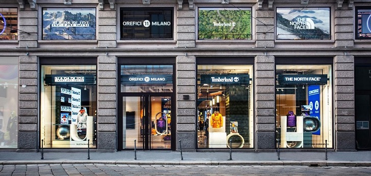 VF &lsquo;esquiva&rsquo; al &lsquo;wholesale&rsquo;: abre tienda en Mil&aacute;n para sus marcas de &lsquo;outdoor&rsquo;