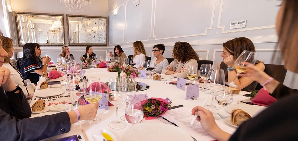 Comida del proyecto Business Woman Empowerment Redefinir el feminismo para encontrar la igualdad y el liderazgo