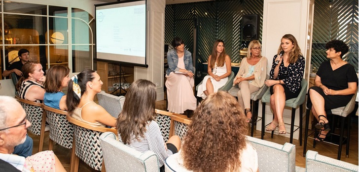 Women2Women: empoderamiento y estilo propio para liderar la transformaci&oacute;n