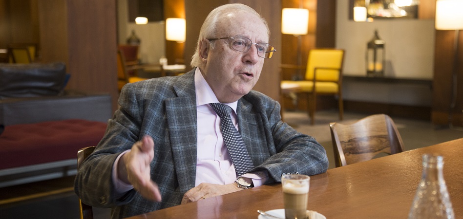 Canals afirma que en la &eacute;poca del &ldquo;sombrero de copa y puro&rdquo; el entorno era m&aacute;s estable