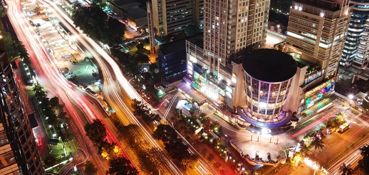 Yakarta por la noche Yakarta, Tokio y Karachi, las grandes ‘megacities’ en 2030