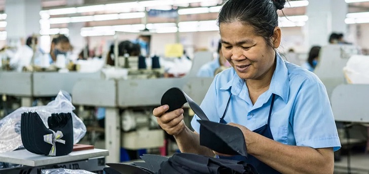 La industria textil de Camboya gana músculo tras una inversión de 17 millones 