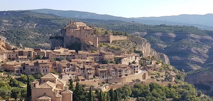 Los pueblos, mecas de la moda online: baten a las ciudades en compra y gasto