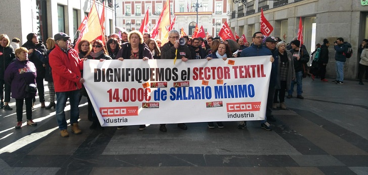 El convenio textil, a juicio: división por el ‘plus’ de no absentismo en el salario mínimo