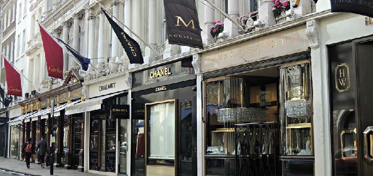 La venta de prendas usadas, el alquiler o la copropiedad son algunas de las tendencias que se han afianzado en el sector en el último año, según el informe Worldwide Luxury Market Monitor 2019. El lujo más sostenible: joyas, online y en Europa: el lujo sucumbe a la segunda mano