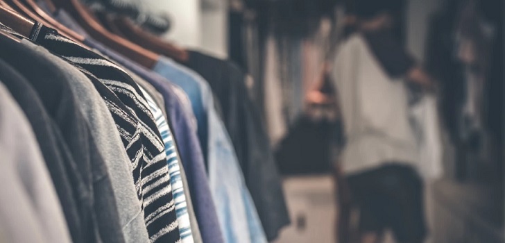 Interior de un comercio multimarca de moda Monitor del multimarca: las ventas retroceden un 12% en un abril por el efecto calendario