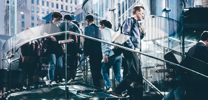 M&aacute;s cliente, menos tecnolog&iacute;a: la clave de las empresas para ser disruptivas 