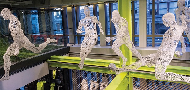 Miura activa la venta de los maniqu&iacute;es de The Visualtity Corporation: el cuaderno llega a los fondos