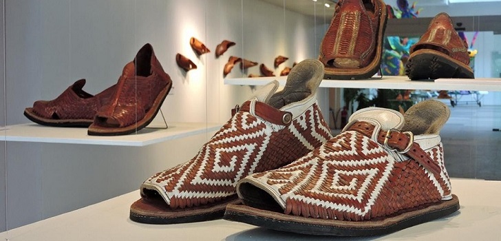 De las ‘huaraches’ al textil: México pone en valor las ‘joyas’ de su armario tradicional