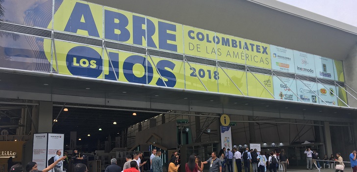 Entrada al recinto que acoge la feria textil Colombiatex Resumen de la semana: De la filial de Vicunha en México a una nueva edición de Colombiatex