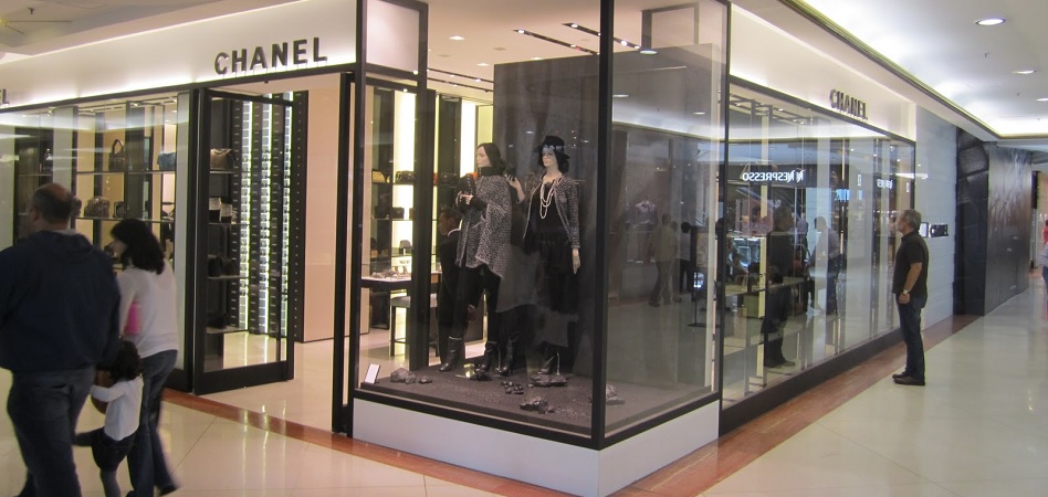 Chanel reabre tienda en Saks Fifth Avenue de Santa Fé
