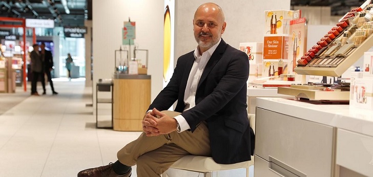 Debenhams: Sergio Bucher sale del grupo tras pactar una l&iacute;nea de cr&eacute;dito