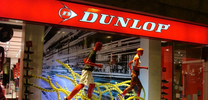 Dunlop Sports relanza su oferta de calzado y textil tras cambiar de manos