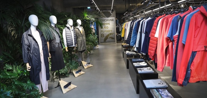 Ecoalf apuntala su cúpula tras la ronda: ficha talento de El Corte Inglés para compras