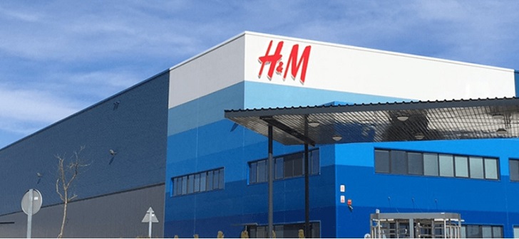 La plantilla logística de H&M llevan las protestas frente a la tienda de Gran Vía