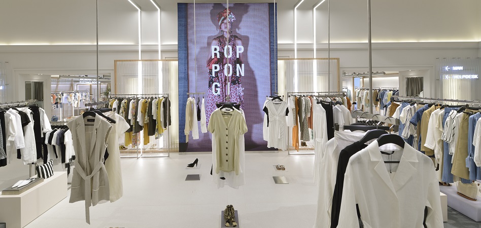 Zara ha abierto un ‘pop up’ sólo para pedidos online en el complejo Roppongi Hills de Tokio