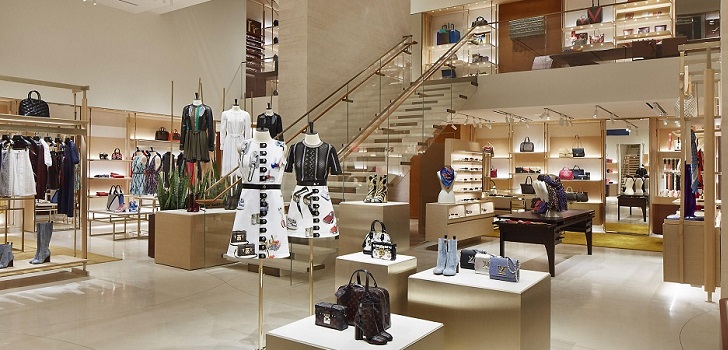 LVMH eleva los precios de Louis Vuitton por primera vez en tres años