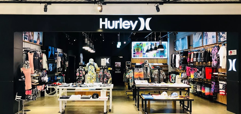 Nike suelta lastre: vende la surfera Hurley a Bluestar Alliance