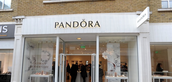 Pandora prosigue su expansión en México: sube la persiana en Galerías Serdán Puebla 