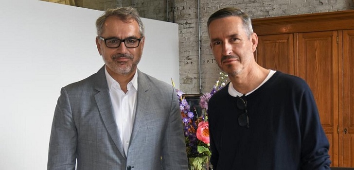 Marc Puig, presidente de Puig, con Dries Van Noten. Dries Van Noten: ¿quién es el último ‘as bajo la manga’ de Puig?