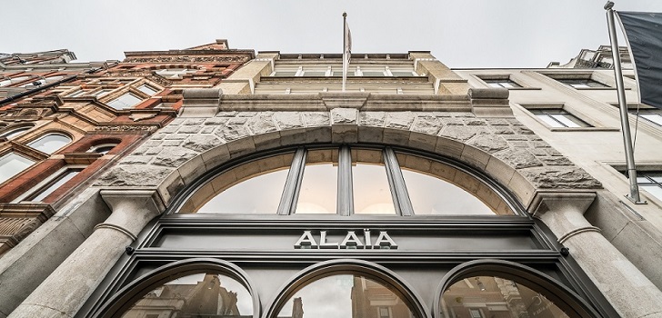 Tienda de Maison Alaïa Richemont se refuerza en el online: Alaïa lanza ecommerce de la mano de Yoox Net-a-Porter