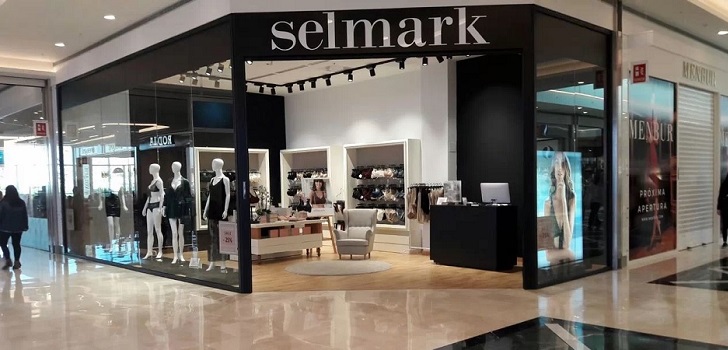 Tienda Selmark en Plaza Río 2 Selmark avanza en retail y abre en Madrid su primera tienda a pie de calle