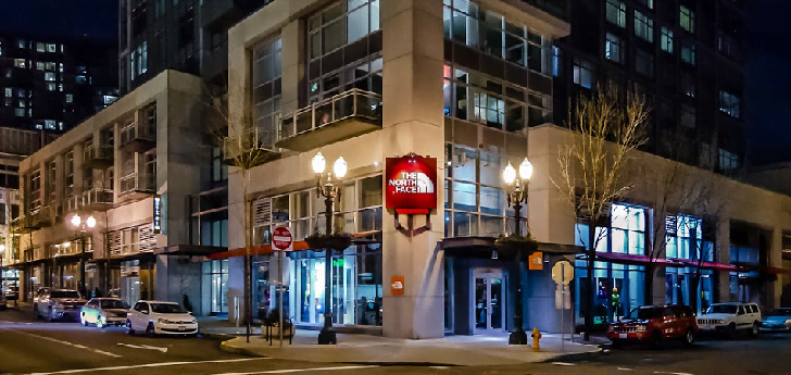 north face megaplaza