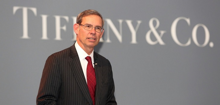 Tienda de Tiffany Tiffany recompone su consejo tras la salida del presidente