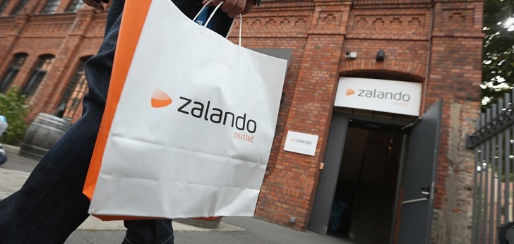 Bolsa de Zalando Zalando salta al offline en España con un ‘pop up’ en Madrid