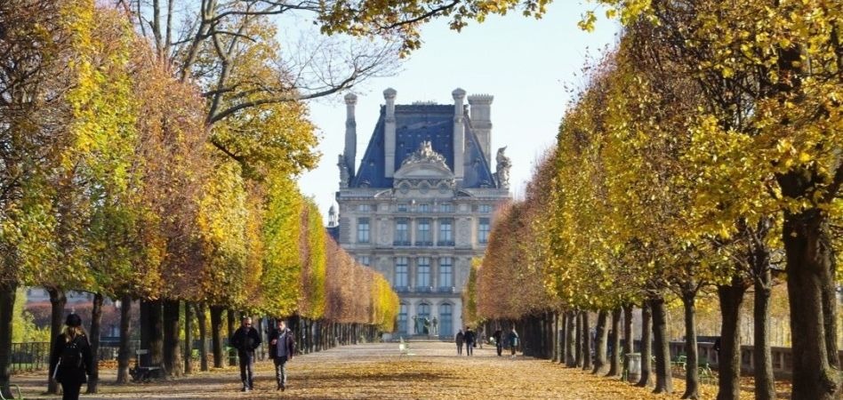 Dior “salva” el “corazón” de París
