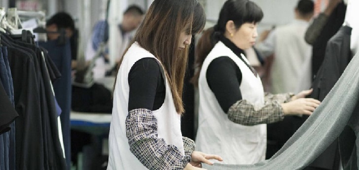 La industria china de la moda hunde su producción un 36,6% por el coronavirus