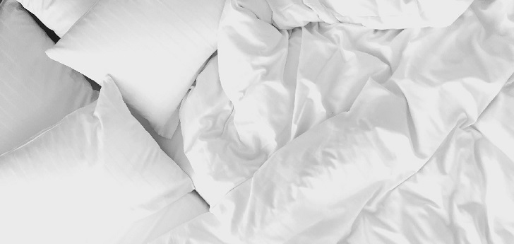 Edredon El confinamiento ‘congela’ a la moda: un 54% de los españoles reducirá su gasto en el sector