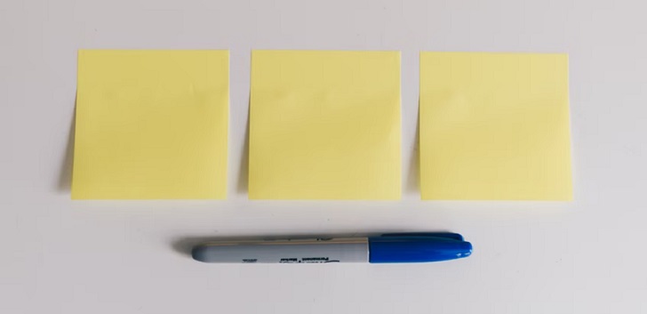 Post Its La pandemia borra la inversión en I+D de la moda: roza mínimos en 2020