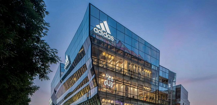 Grave Conductividad Madison Adidas 'descabeza' España: sale la directora general y Francia liderará el  sur de Europa | Modaes