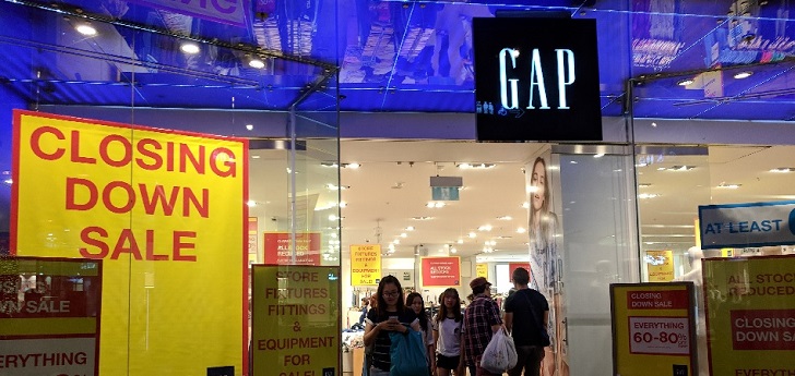 Tienda de Gap durante las pasadas rebajas de invierno. Gap cierra también todas sus tiendas en Norteamérica