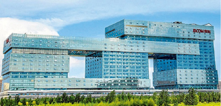 JD.com nombra un nuevo presidente y entra en la reventa  