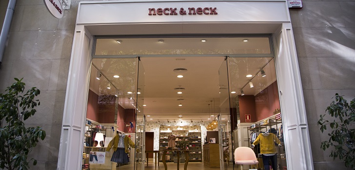 Neck&Neck se protege contra los descuentos con un outlet online propio