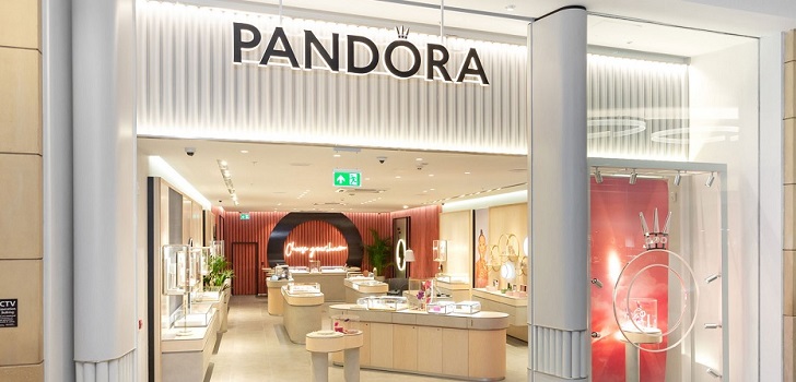 Tienda de Panodra Pandora cierra el primer trimestre con un alza del 21%, pero alerta del riesgo de las restricciones en China