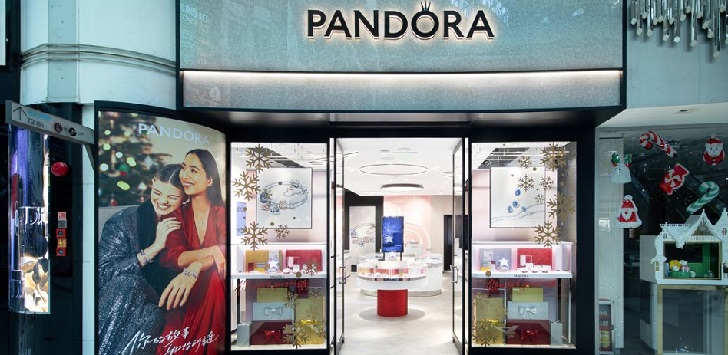Pandora reordena su cúpula en España y ficha en Sephora una responsable para el país 