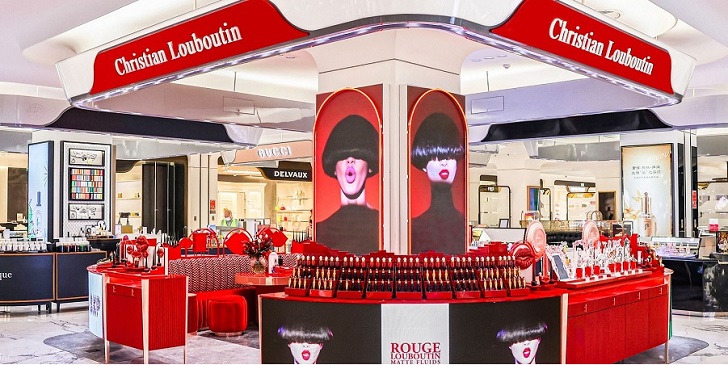 Puig se refuerza en China con la primera tienda de Christian Louboutin Beauty en el país