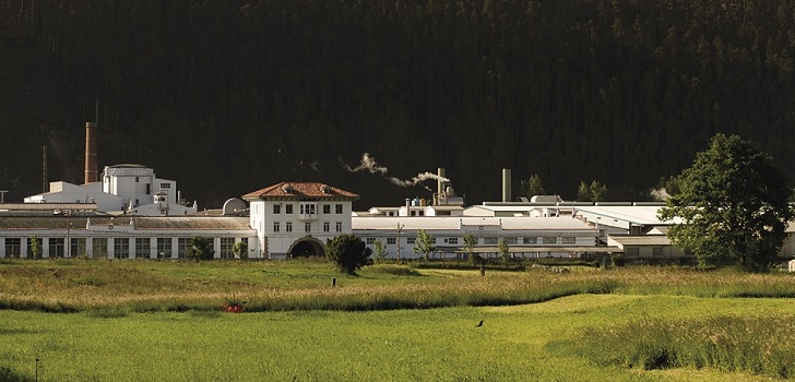 Sede de Textil Santanderina en Cabezón de la Sal (Cantabria). Textil Santanderina presenta también un Erte sobre 273 trabajadores