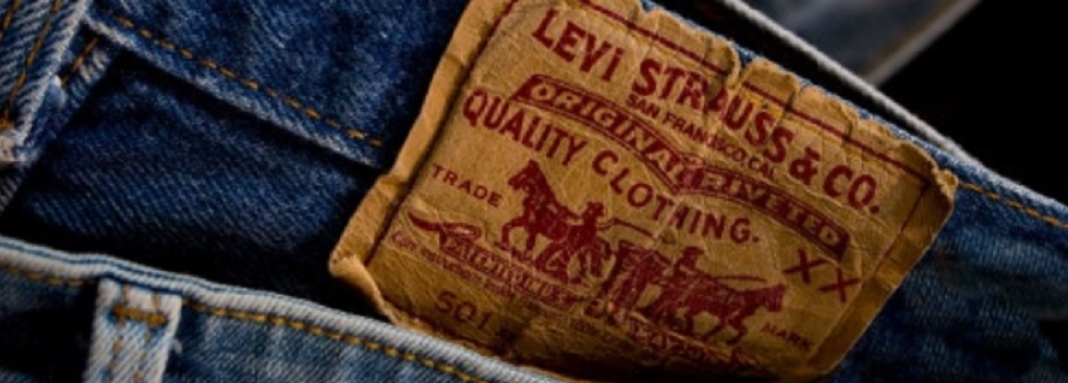 Levi Strauss crece un 1% en el tercer trimestre y lanza un ‘profit warning’