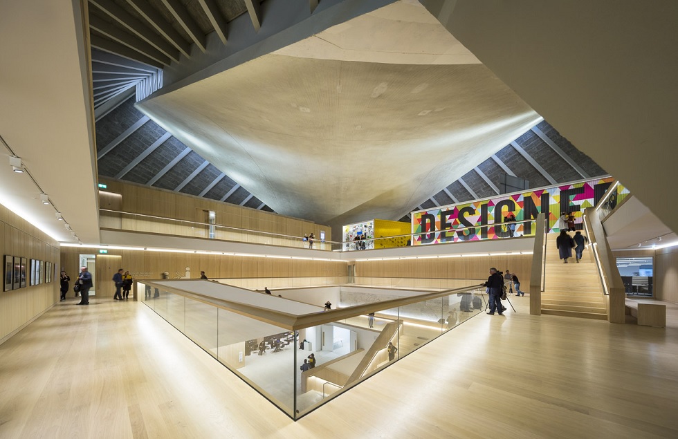 El Museo del Diseño acoge la moda británica