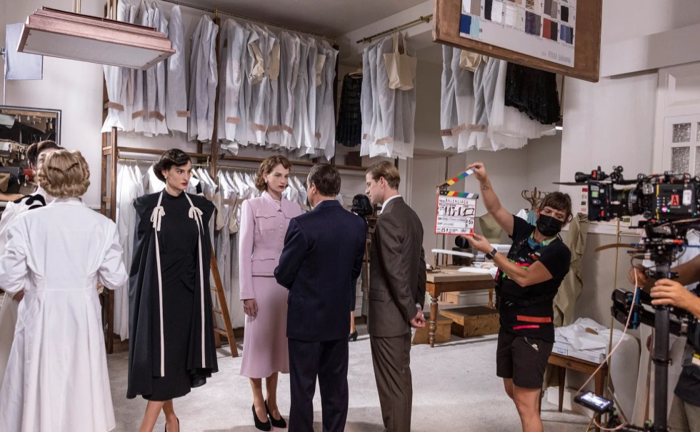 De Balenciaga a Dior: los grandes modistos saltan a la ‘tele’